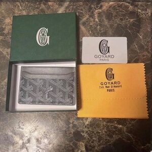 Grey goyard card holder
